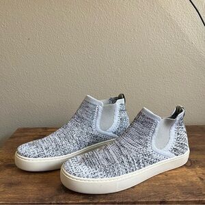 Time and tru knit women high top 8 New casual sneakers
